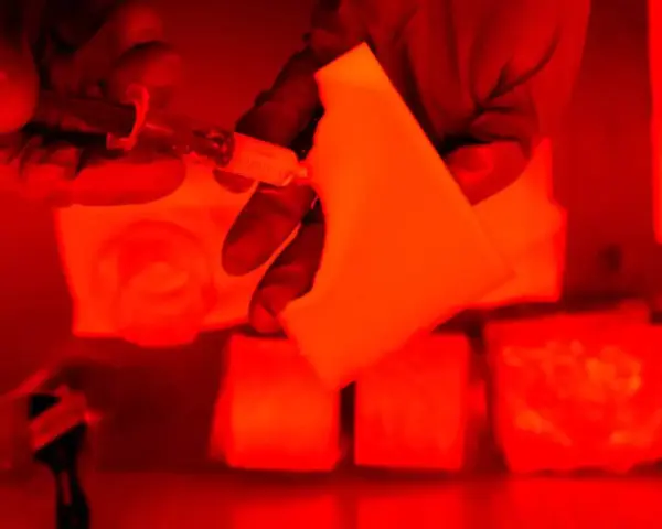 Coating-glass-dry-plates-silver-gelatine-emulsion-1024x819_1-6.1